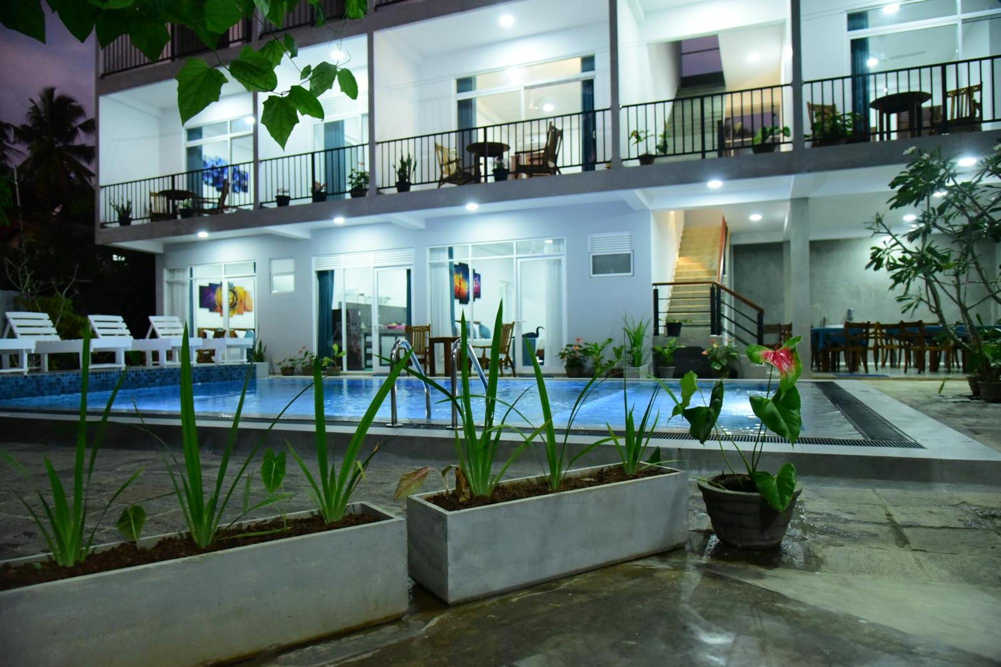 Di Sicuro Tourist Inn Hikkaduwa Ngoại thất bức ảnh
