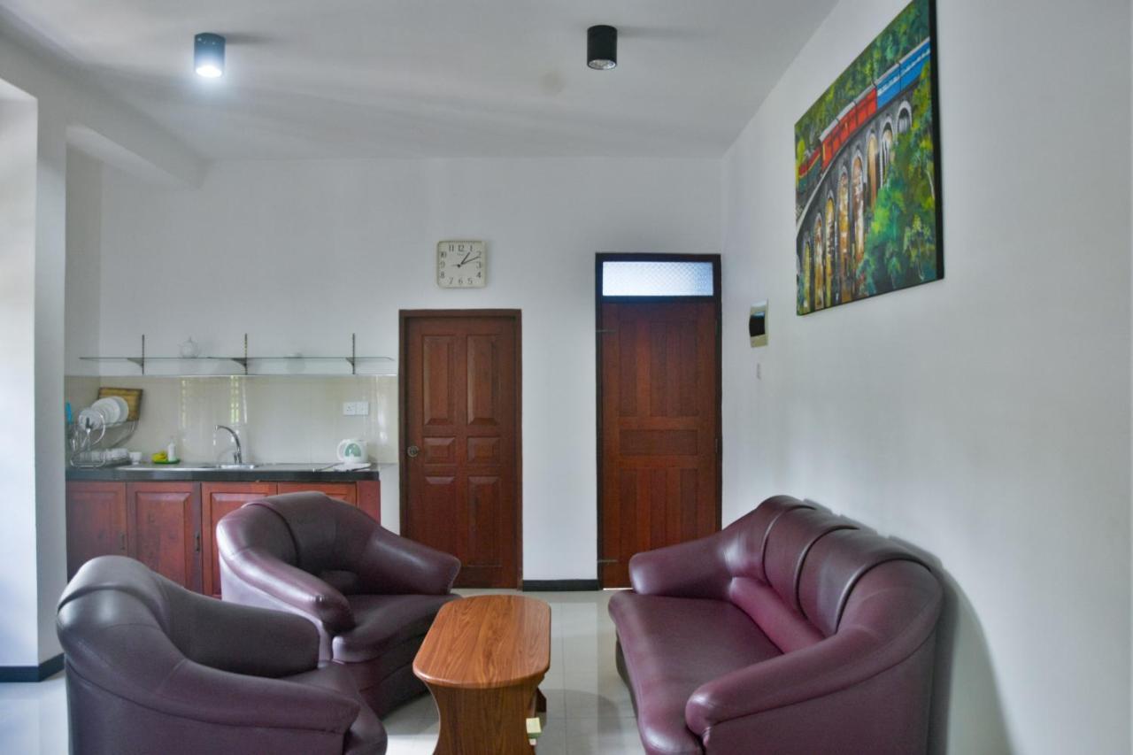 Di Sicuro Tourist Inn Hikkaduwa Ngoại thất bức ảnh